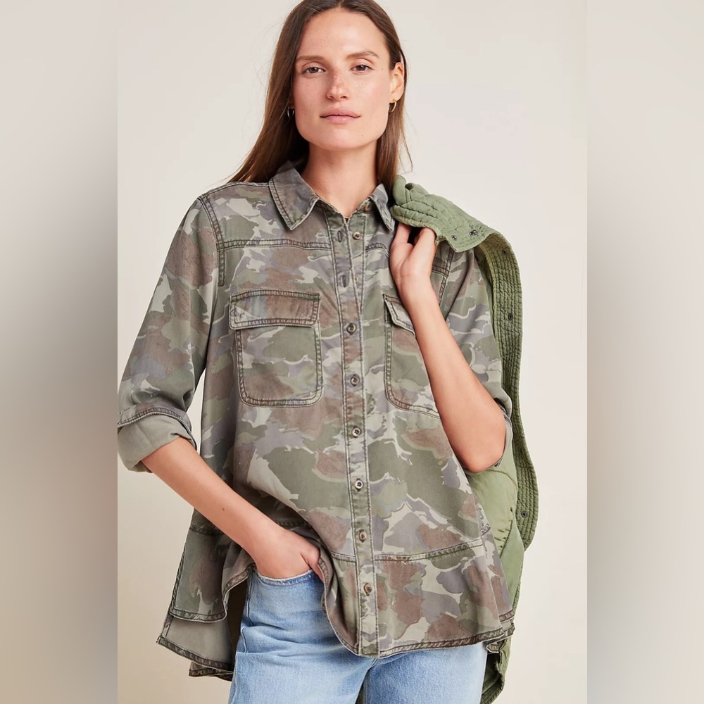 Anthropologie Montana Flounced Camo Button Down Top size 6
